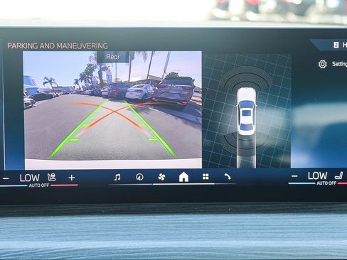 Used 2025 BMW 330i xDrive Sedan image 25