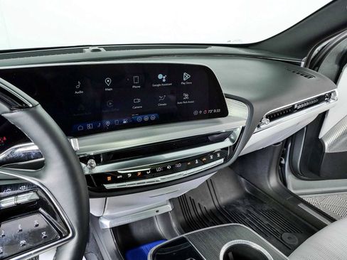 Certified 2024 Cadillac Lyriq Sport AWD/4WD image 13