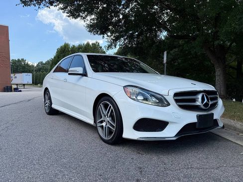 Used 2014 Mercedes-Benz E 350 4MATIC Sedan w/ Premium 1 Package image 14