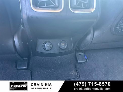 Certified 2022 Kia Sorento EX FWD image 33