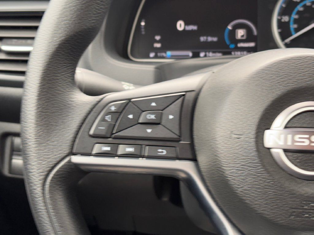Used 2025 Nissan Leaf S FWD image 12