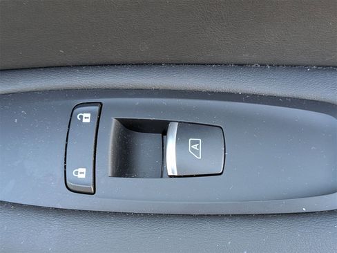 Used 2019 INFINITI QX50 Essential w/ Premium Heat Package image 39