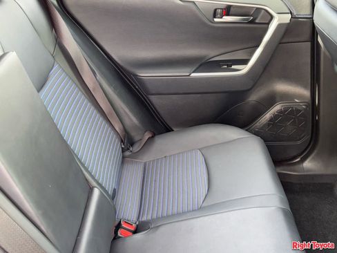 Used 2023 Toyota RAV4 XSE AWD/4WD image 13