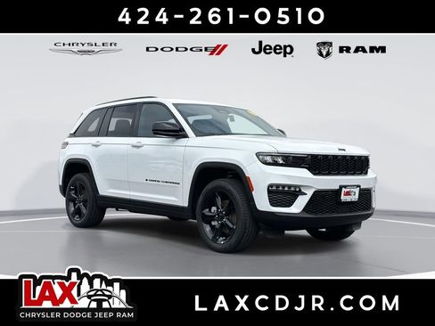 New 2025 Jeep Grand Cherokee Limited w/ Black Appearance Package RWD image 1