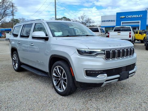 Used 2022 Jeep Wagoneer Series II w/ Premium Group I image 11