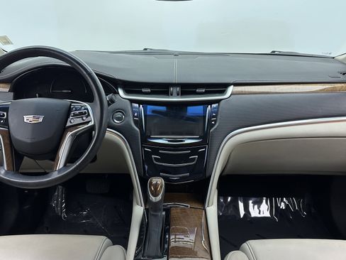 Used 2019 Cadillac XTS Luxury image 24