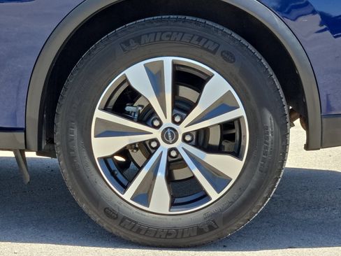 Used 2023 Nissan Murano SV FWD image 23