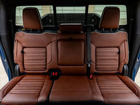 Used 2026 GMC Sierra 3500 Denali Ultimate image 35