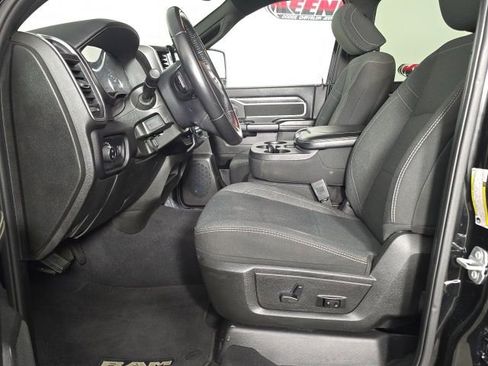 Used 2024 RAM 2500 Big Horn w/ Safety Group image 24