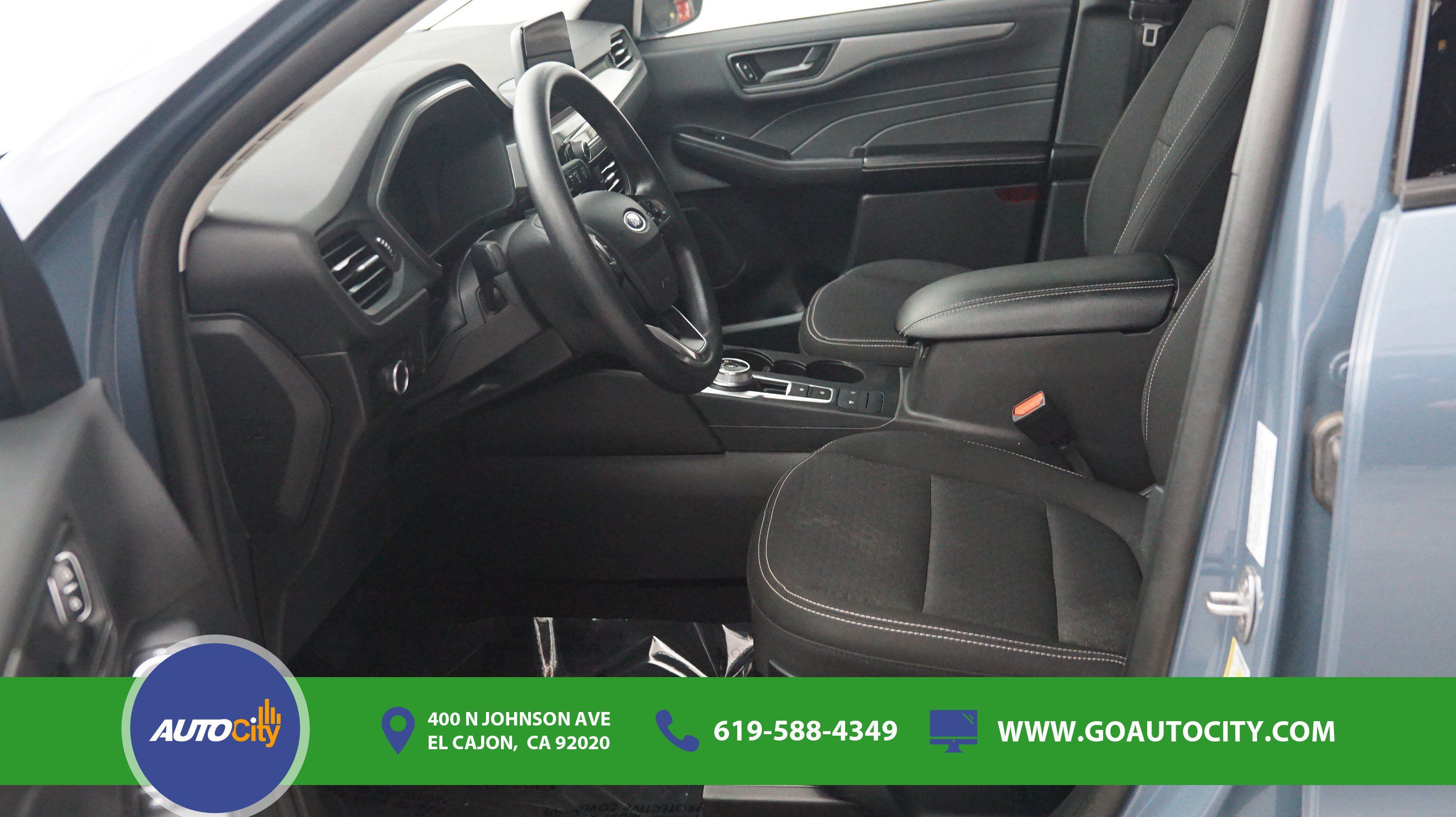 Used 2025 Ford Escape Active FWD image 9