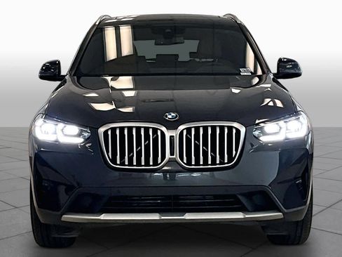 Used 2024 BMW X3 sDrive30i w/ Premium Package RWD image 3
