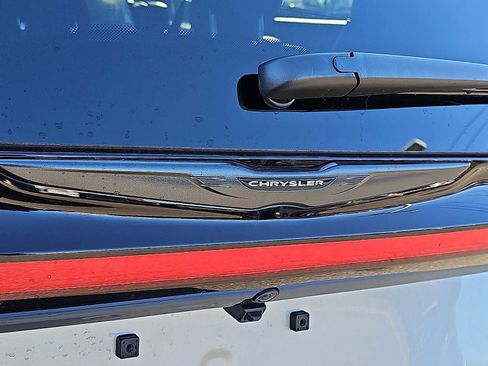 New 2026 Chrysler Pacifica Select w/ S Appearance Package image 19