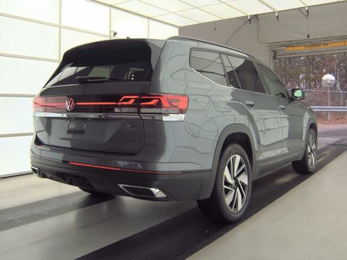 Used 2026 Volkswagen Atlas SE image 5