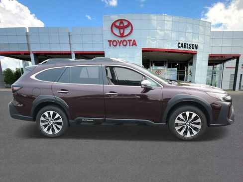 Used 2025 Subaru Outback Touring XT w/ Tech Package 3 AWD/4WD image 4