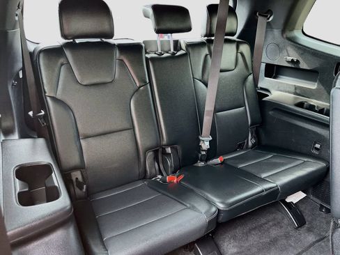 Used 2024 Kia Telluride EX X-Line AWD/4WD image 29