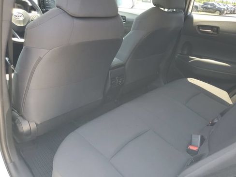 Used 2022 Toyota Corolla Cross LE w/ Moonroof Package FWD image 23