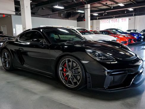 Used 2020 Porsche 718 Cayman GT4 RWD image 46