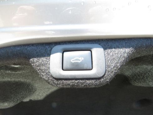 Used 2024 Lexus ES 350 w/ Premium Package FWD image 19