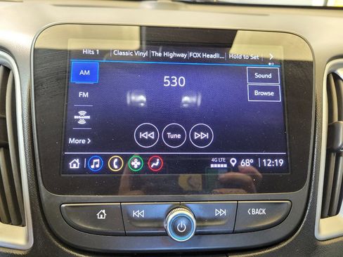Used 2023 Chevrolet Malibu LT FWD image 25