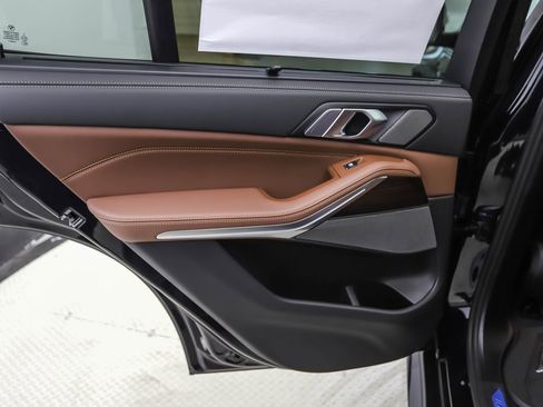 New 2026 BMW X5 xDrive40i w/ Executive Package image 19