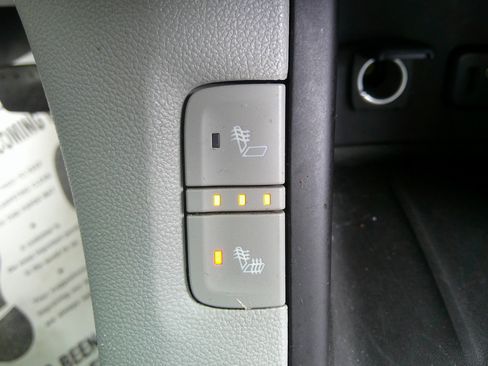 Used 2017 GMC Acadia SLT image 32