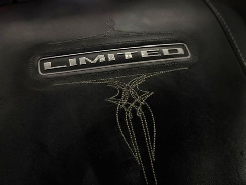 Used 2022 RAM 2500 Limited AWD/4WD image 57