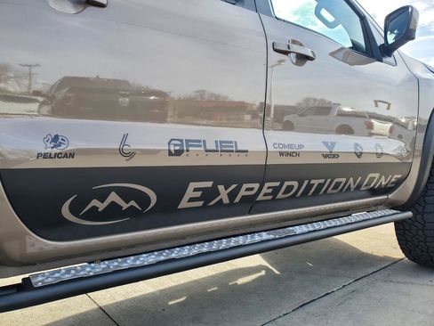 Used 2022 Nissan Frontier PRO-4X image 60