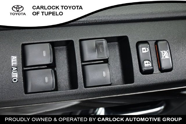 Used 2019 Toyota 4Runner TRD Off-Road AWD/4WD image 19