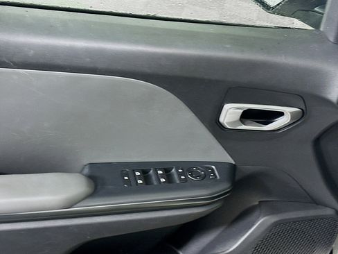 Used 2025 Kia K4 LXS image 15