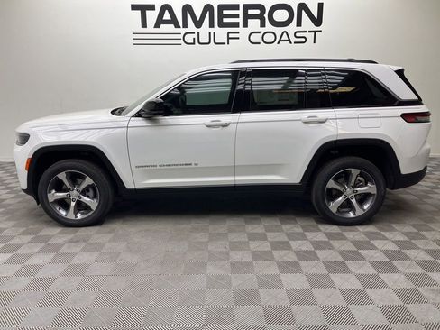 New 2026 Jeep Grand Cherokee Limited AWD/4WD image 2