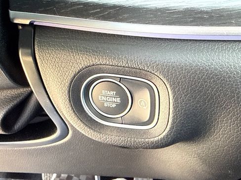 Used 2023 Mercedes-Benz GLE 350 4MATIC image 38