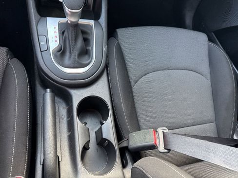 Used 2023 Kia Forte LXS w/ LXS Technology Package FWD image 24