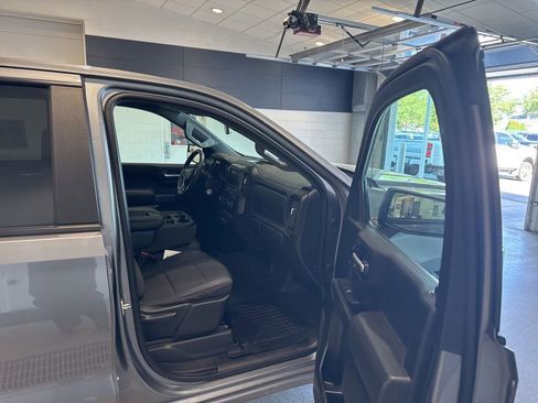 Used 2021 Chevrolet Silverado 1500 Custom Trail Boss w/ Safety Confidence Package AWD/4WD image 12
