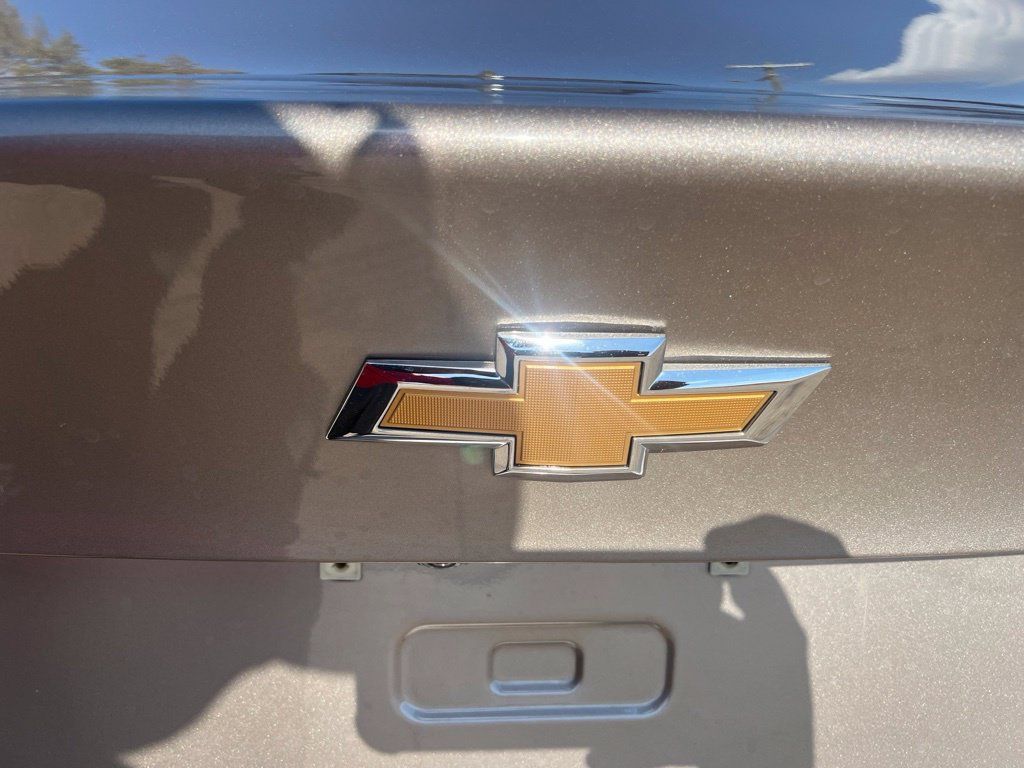 Used 2024 Chevrolet Malibu LT FWD image 13