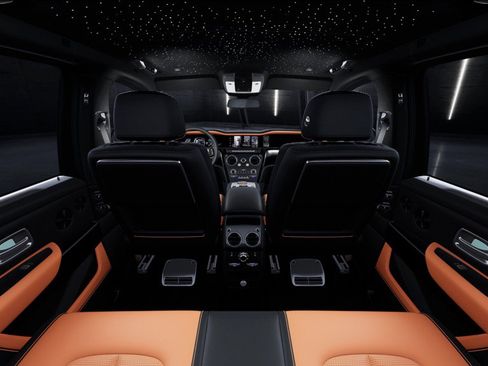 New 2027 Rolls-Royce Cullinan Black Badge AWD/4WD image 7