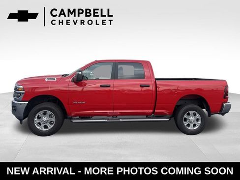 Used 2026 RAM 2500 Big Horn AWD/4WD image 2