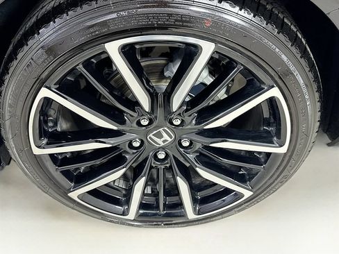 Used 2025 Honda Accord Touring image 40