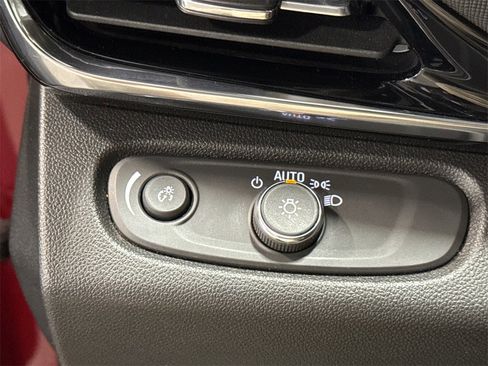 Used 2024 Buick Envista Sport Touring w/ Convenience I Package image 25