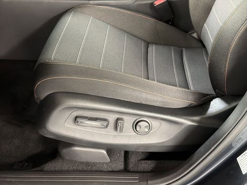 Used 2025 Honda CR-V Sport image 14