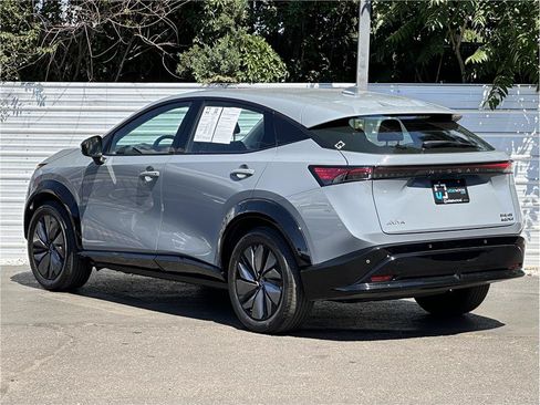 Used 2024 Nissan Ariya AWD image 3