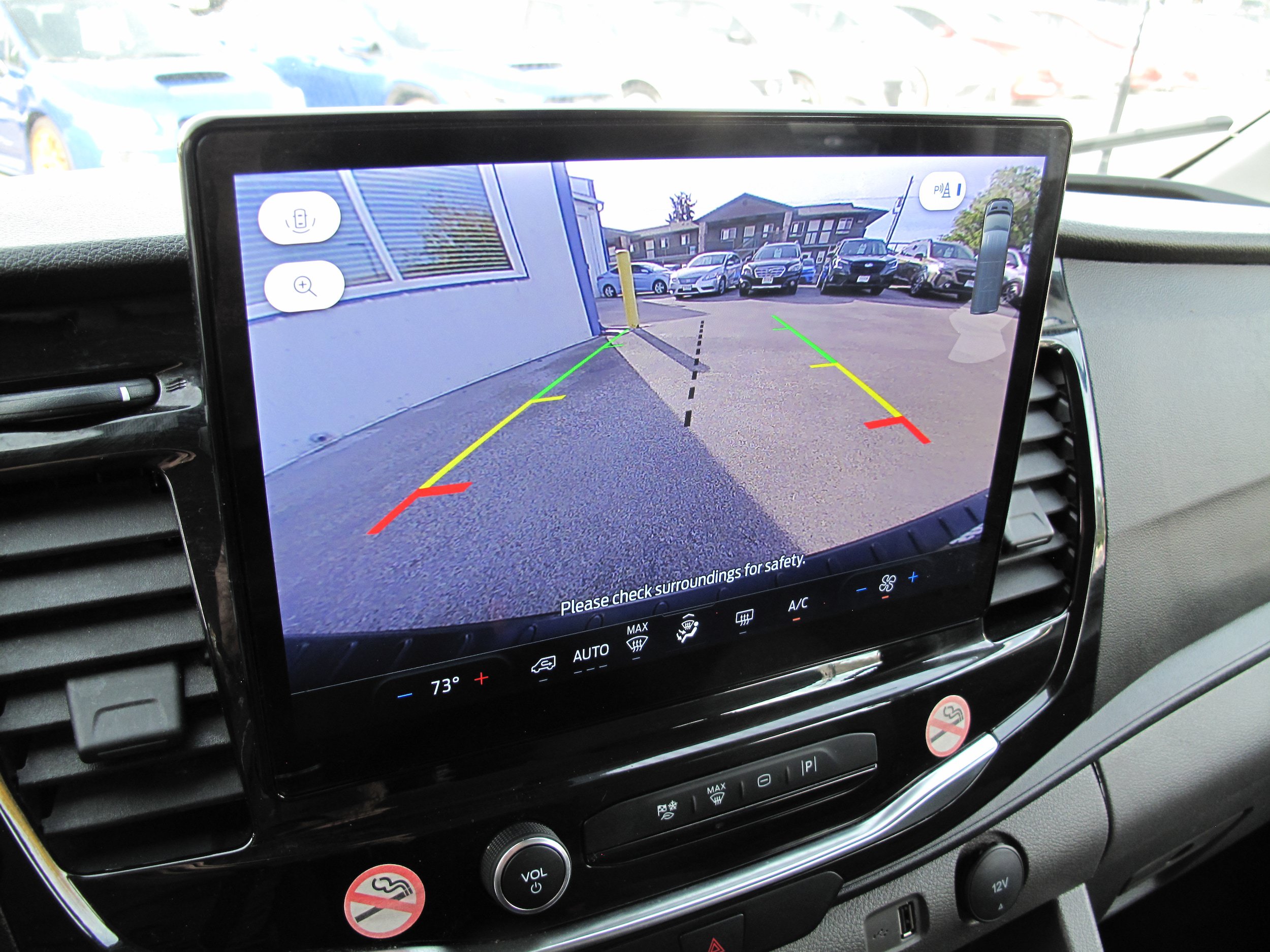 Used 2024 Ford Transit 350 XLT RWD image 16