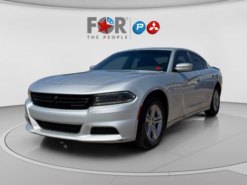 Used 2022 Dodge Charger SXT RWD image 1