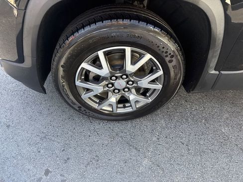 Used 2020 GMC Acadia SLE w/ Driver Convenience Package image 20