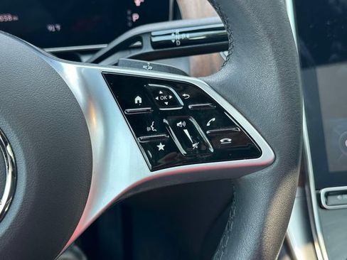 Certified 2025 Mercedes-Benz GLC 300 4MATIC image 22