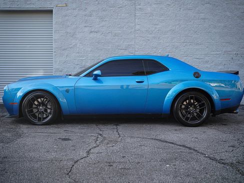Used 2019 Dodge Challenger SRT Hellcat Redeye image 9