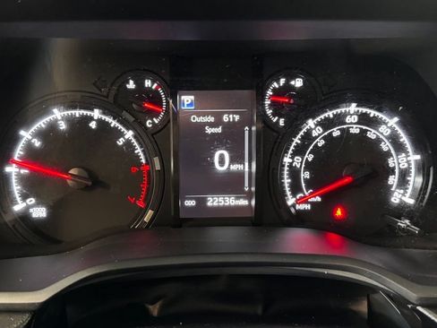 Certified 2022 Toyota 4Runner Trail Special Edition AWD/4WD image 32