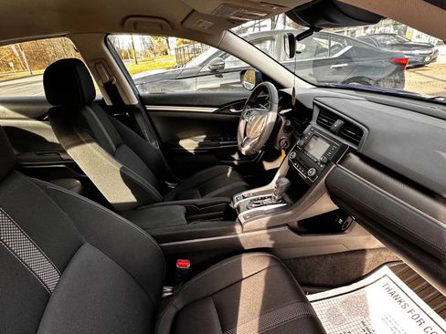 Used 2019 Honda Civic LX image 29