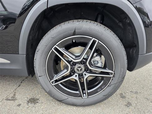 New 2026 Mercedes-Benz GLC 300 image 10