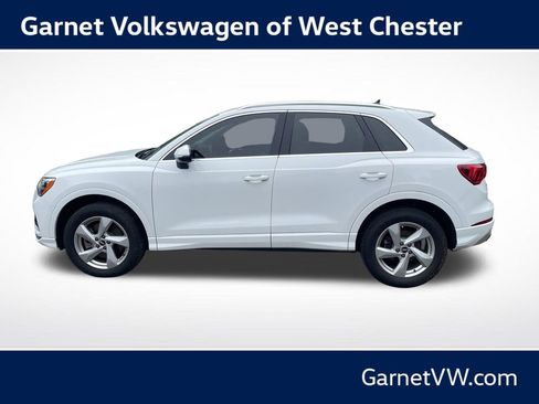 Used 2022 Audi Q3 2.0T Premium w/ Convenience Package AWD/4WD image 2