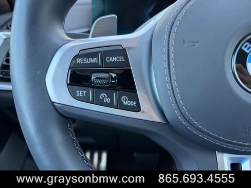 Used 2025 BMW X6 M60i AWD/4WD image 25